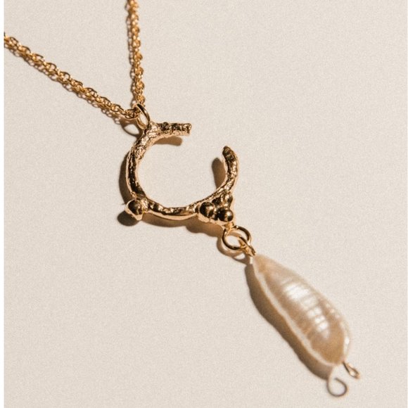 Pamela Card Springtime Allegory Necklace (24k gold plated) - Picture 2 of 6